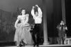С Валентиной Савельевой в спектакле по пьесе Лопе де Вега «Учитель танцев», 1970 год. 