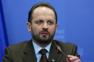 Роман Безсмертный