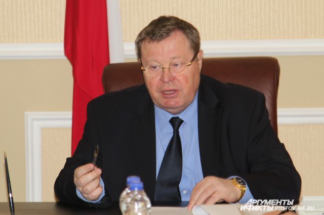 Кирилл степанов юфо. Устинов полпред президента в юфо. Заместитель полпреда гурба в юфо. Калинин антон павлович аппарат полномочного представителя. Заместитель полпреда гурба в юфо.