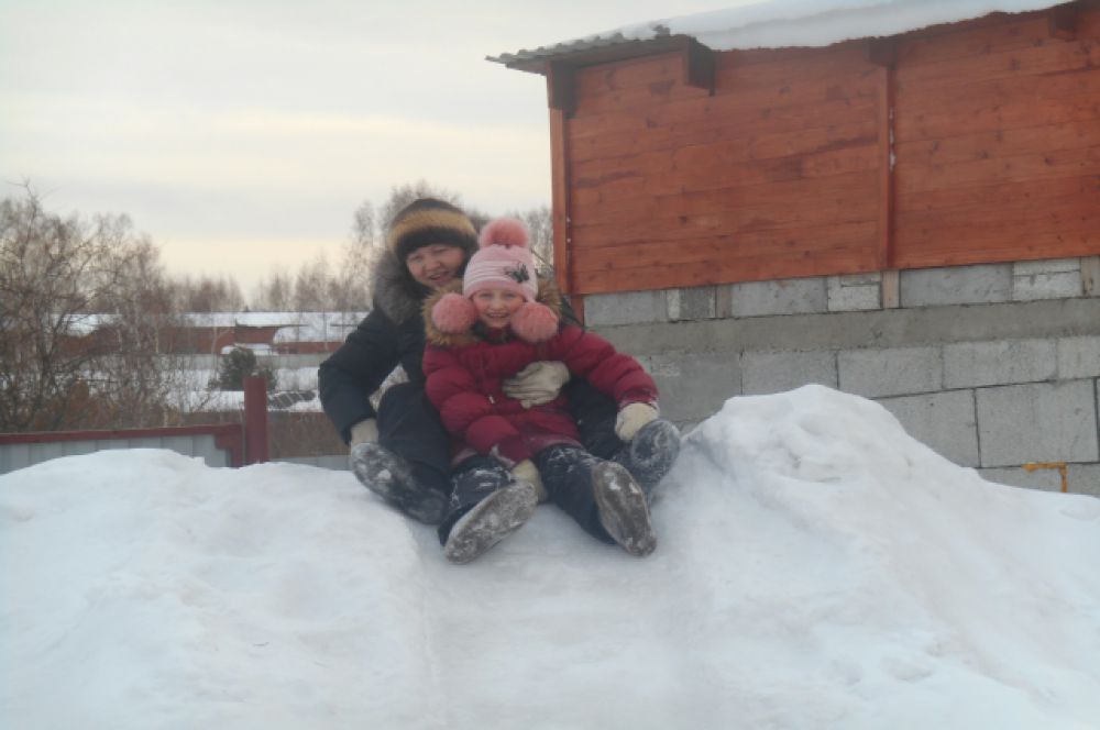 Участник №19. Анастасия Быкова. С наступлением зимы веселые забавы.
