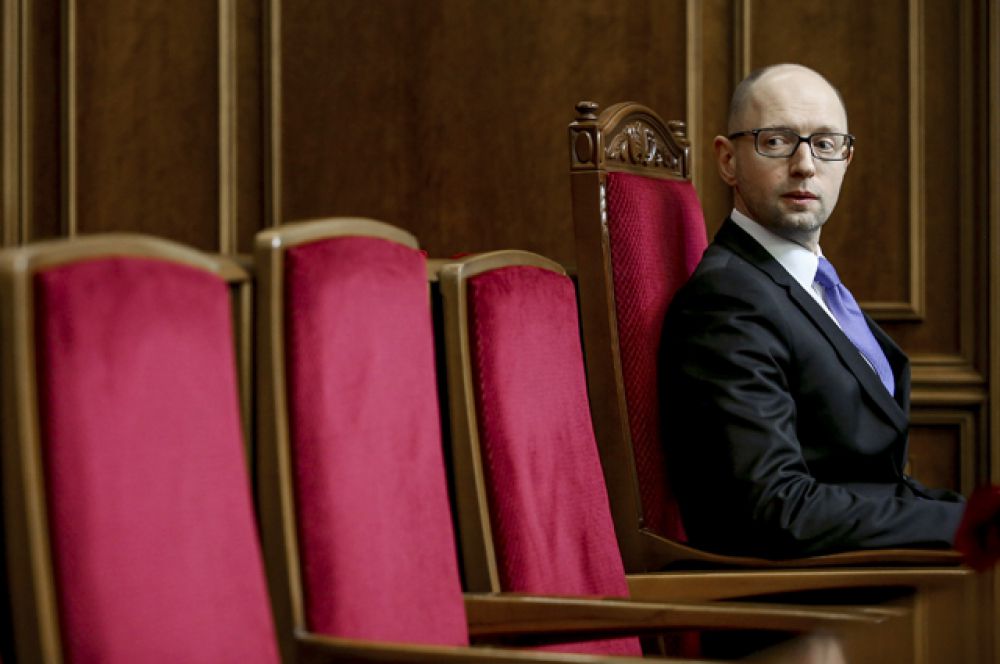 Премьер-министр Украины Арсений Яценюк на первом заседании новоизбранной Верховной рады Украины в Киеве, 27 ноября 2014.