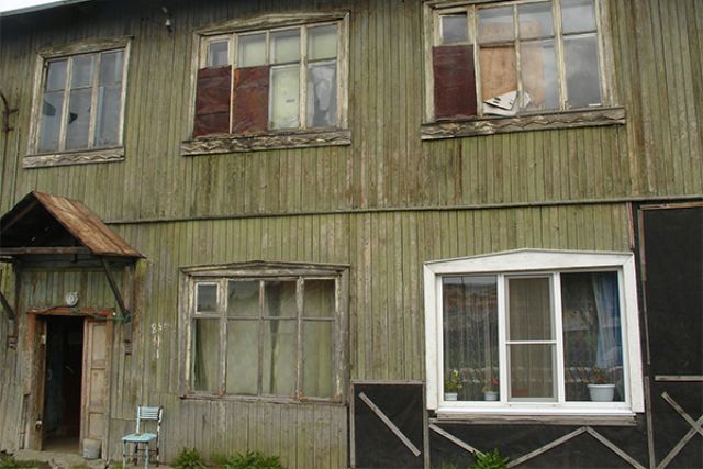 «Жилой» дом на Рябиковской, 32. 