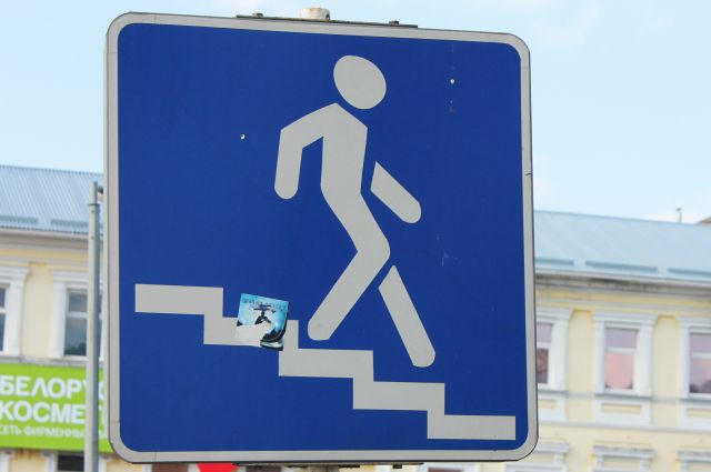 В Омске подготавливают к весне подземные пешеходные переходы.