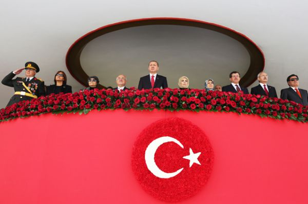 Президент Турции Реджеп Тайип Эрдоган во время военного парада в честь Дня Республики, Анкара, 29 октября 2014.