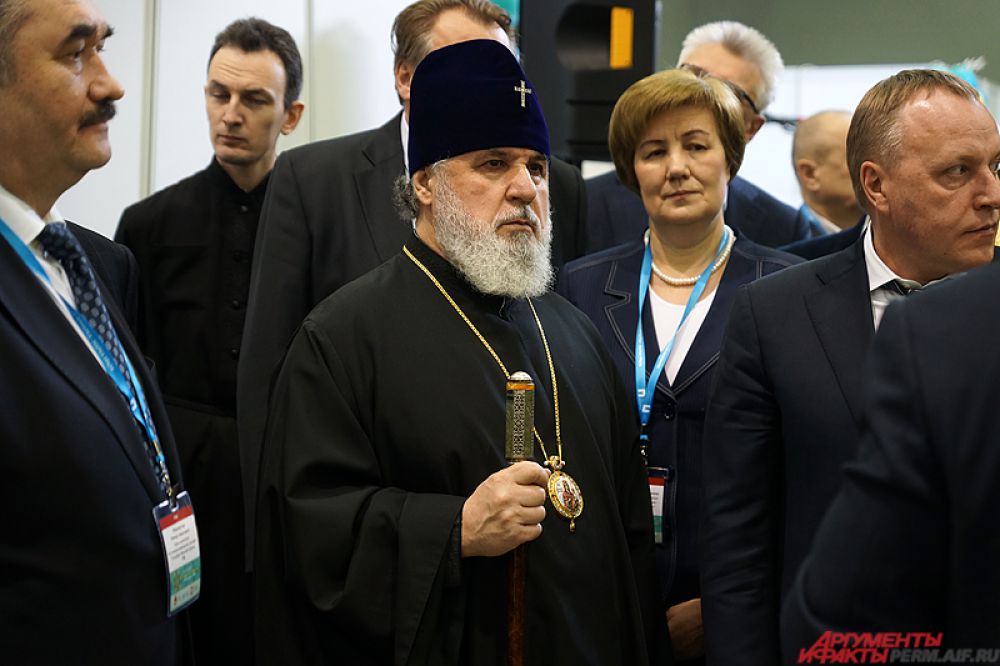 Также на открытии форума присутствовали представители других религиозных конфессий.
