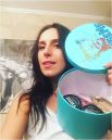 Джамала получила в подарок косметический набор, презент доставили певице за четыре дня до праздника
