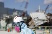 Рабочий на АЭС Фукусима-1, март 2016 года.