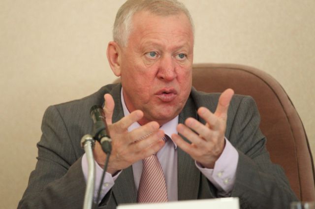 Евгений Тефтелев.