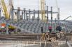 Март 2016 года. Рабочие начали монтаж металлоконструкций каркаса стадиона. 