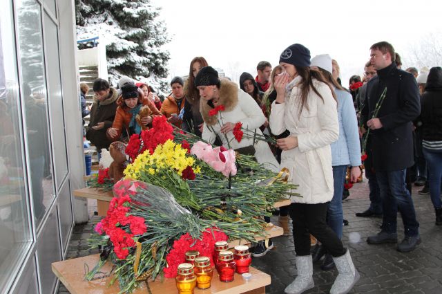 Ростовчане скорбят по погибшим в авиакатастрофе.