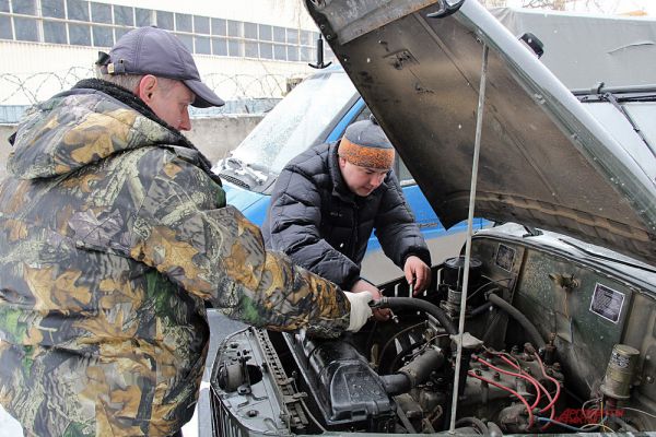 Под чутким руководством Алексея Александровича карбюратор «встаёт» на ГАЗ-69 как родной.