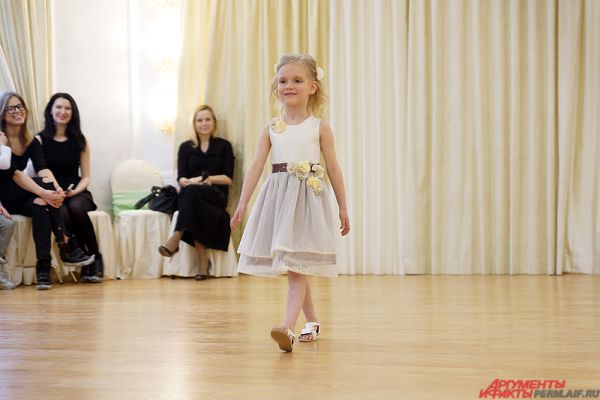 Региональный конкурс красоты совсем юных моделей Little top model of Russia состоялся в Перми в воскресенье, 3 апреля.