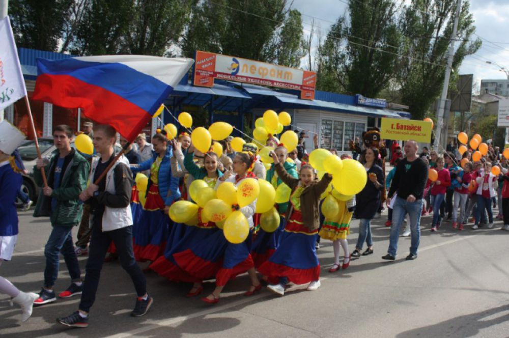 Приехали на «Южный ветер» артисты из Белоруссии, Украины и даже Австралии.