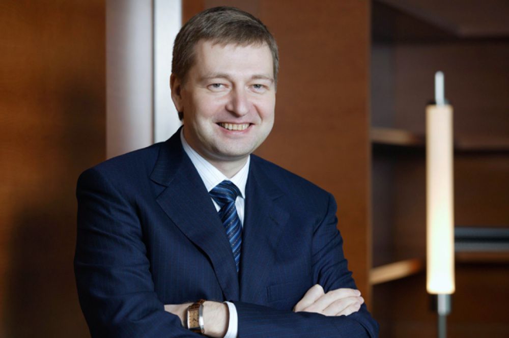 Дмитрий Рыболовлев, бывший владелец «Уралкалия» и председатель футбольного клуба «Монако». Возраст — 49 лет, состояние — $7,7 миллиардов, 12-е место в рейтинге богатейших людей России.