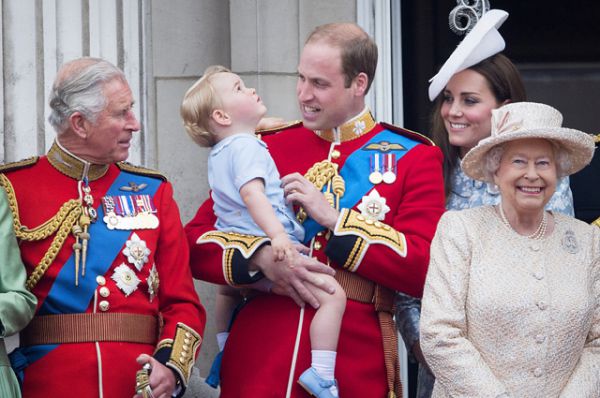 13 июня 2015 года. Члены королевской семьи на праздновании официального дня рождения королевы Елизаветы II. 