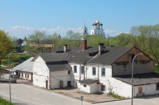 Гельдтова баня. Гельдтова баня Псков. Гельдтова баня Псков история. Гельтовы бани. Гельдтова баня Псков фото.