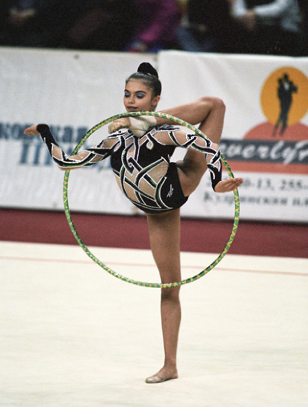 Впоследствии она ещё 4 раза становилась абсолютной чемпионкой Европы, а в 1999 году победила на чемпионате мира.