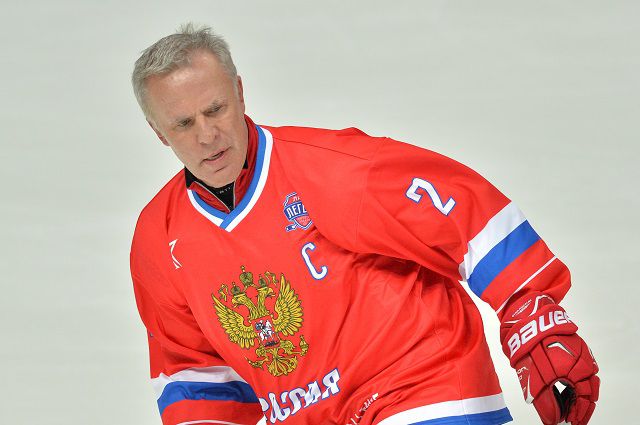 Владимир Константинов Хоккеист Фото