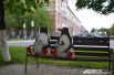 «Семья пингвинов». Эта скульптура появилась относительно недавно на пр. Советском – в 2010 году и стала итогом участия города во всероссийском конкурсе «Город без жестокости к детям». Персонажи-пингвины, по задумке кемеровского архитектора, отражают образ жизни современных жителей города. 