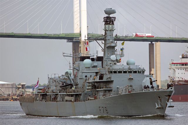 Противолодочный корабль HMS Kent.