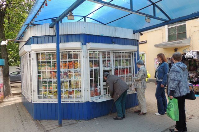 Павильонов с овощами и фруктами, особенно популярных среди ярославцев, теперь тоже не будет.