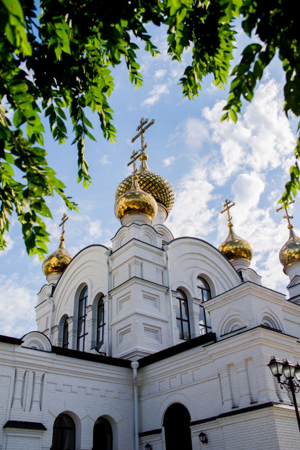 Освящение первого колокола в Свято-Троицком храме Волгодонской епархии |  Фотогалерея | АиФ Ростов-на-Дону