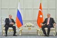 Президент России Владимир Путин (слева) и президент Турции Реджеп Тайип Эрдоган.
