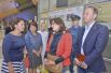 В казанском аэропорту детей встречали представители аппарата президента Татарстана, в том числе Лейла Фазлеева