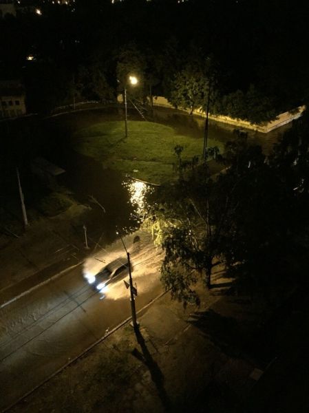 Около конного рынка