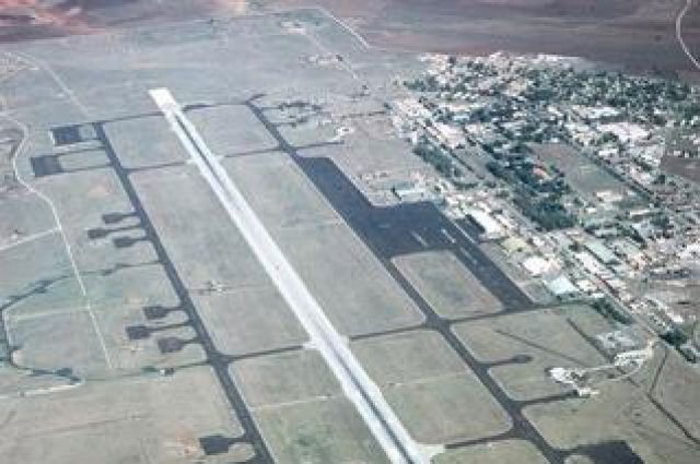База ВВС США Инджирлик, воздушный снимок ВПП, 1987 год.