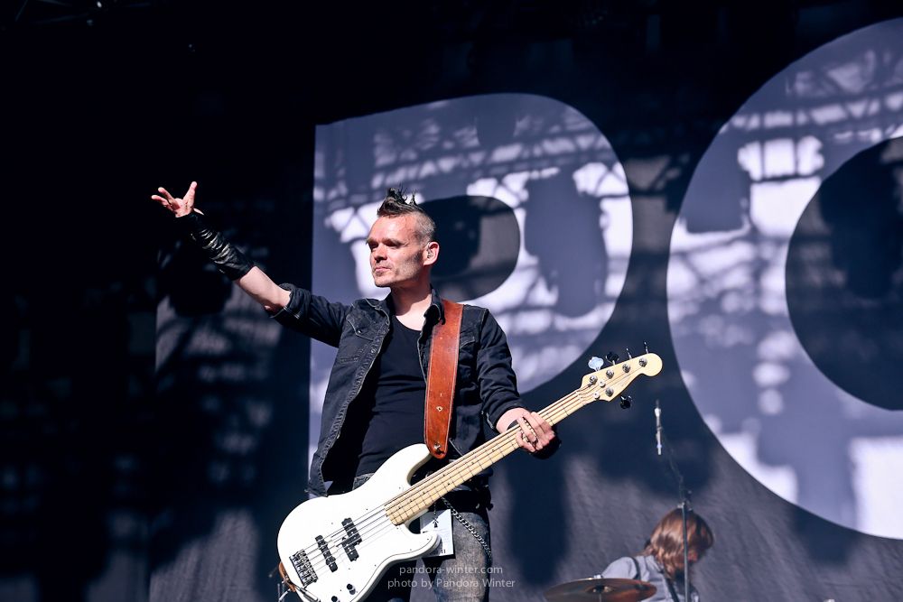 Рокеры Poets of the Fall