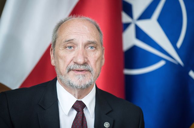 Министр обороны Польши Антоний Мачеревич.