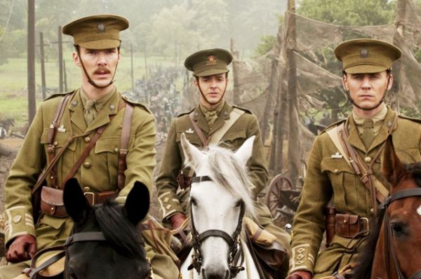 Камбербэтч принимал участие в съемках фильма Стивена Спилберга «Боевой конь» (2011).