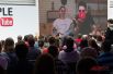 Команда организаторов развлекала время от времени забавными видео