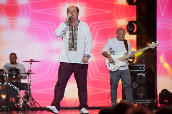 Вот выступление ТИК на сцене в Латвии