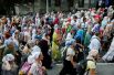 Участниками крестного хода к Киево-Печерской лавре на Украине стали более девяти тысяч человек.
