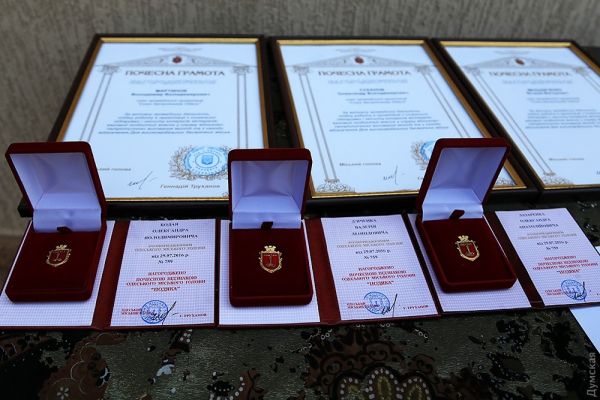 Здесь тоже некоторые были представлены к наградам