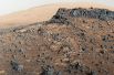 Гора Шарп внутри кратера Гейла является основным назначением миссии марсохода Curiosity.
