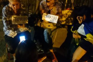 Протестующие матери пленных