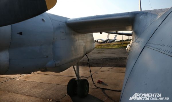 Самолёт АН-26Ш.
