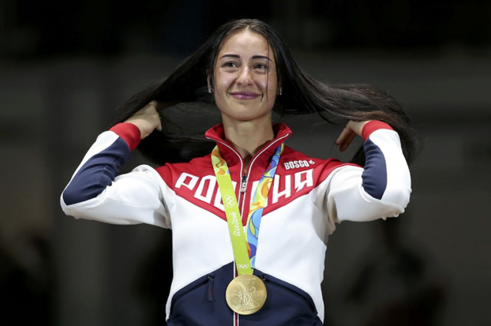 8 августа золото Олимпиады выиграла российская саблистка Яна Егорян.