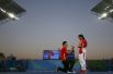 Китайский олимпиец сделал предложение коллеге по сборной по прыжкам в воду на церемонии награждения.