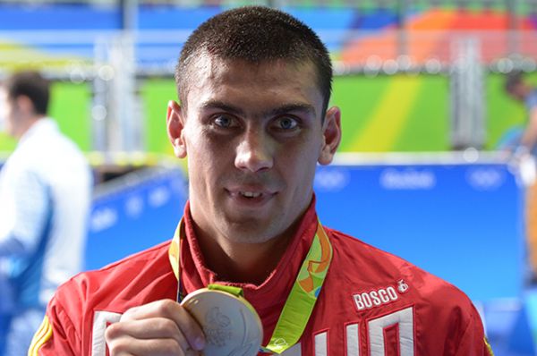 16 августа боксер Евгений Тищенко взял золотую медаль в весовой категории до 91 кг на Играх.