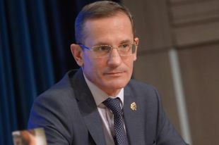 Михаил Мягков.