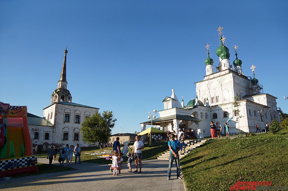 Вид на главной площади был, действительно, впечатляющим.