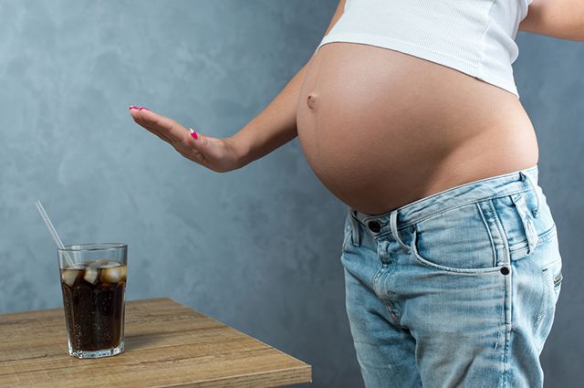 Что можно и нельзя пить во время беременности