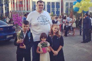 Звезды и их дети на первых звонках Дня знаний