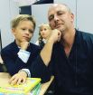 А это уже в школе за партой с 8-летним сынком