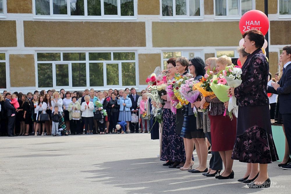 Гимназисты ежегодно занимают призовые места на Всероссийских, межрегиональных и Евразийских олимпиадах.