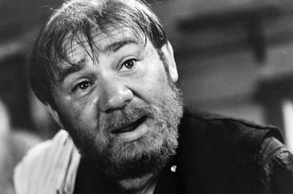 Евгений Леонов в роли Михайлы в художественном фильме «Виринея» (1969) режиссера Владимира Фетина.